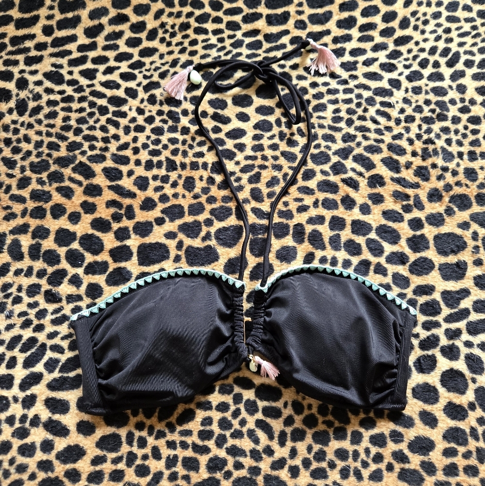 VS bikini top